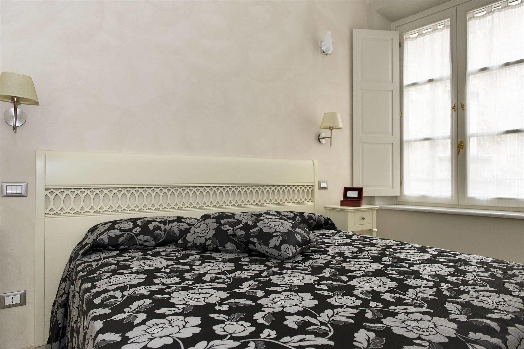 Relais Dei Mercanti B&B And Suites Пиза Екстериор снимка